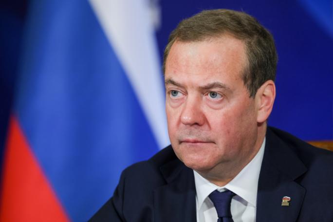 Самая страшная угроза для Армении – стать новой Украиной, заявил Медведев