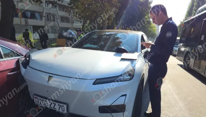 Վրաերթ-ավտովթար՝ Երևանում․ տատ ու թոռ ԲԿ-ում են