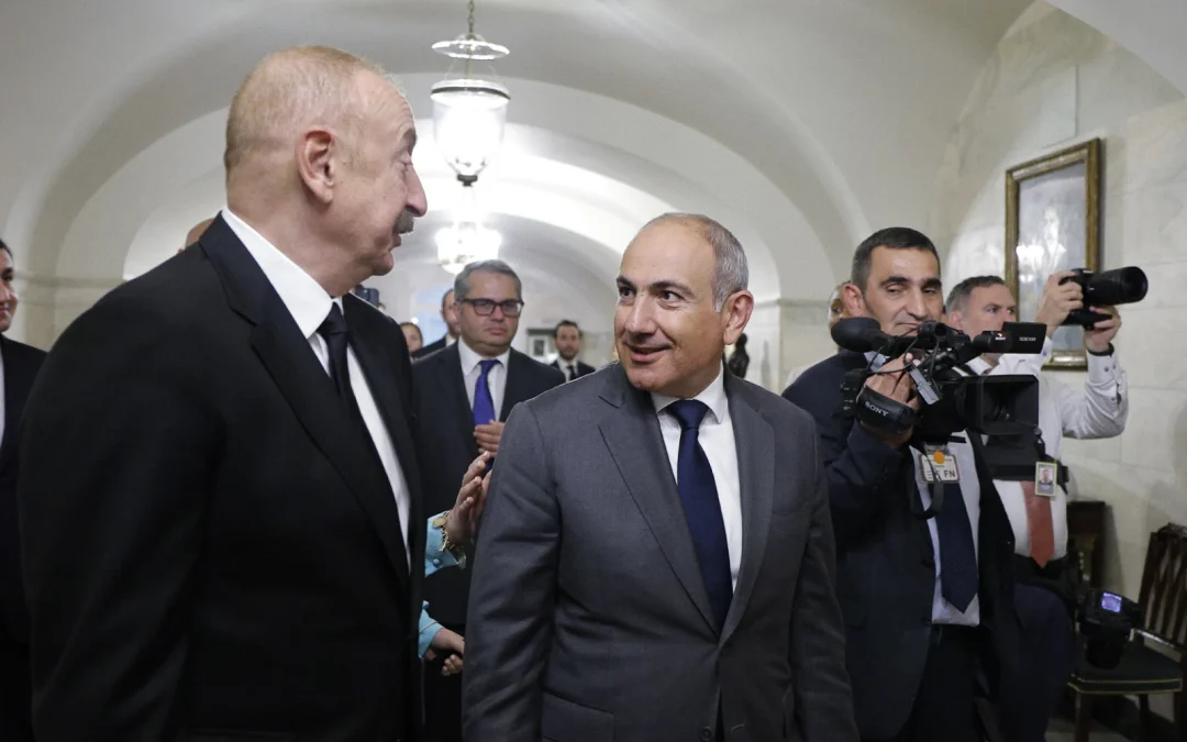 Փաշինյանը խուճապի է մատնել թիմակիցներին. «Հրապարակ»