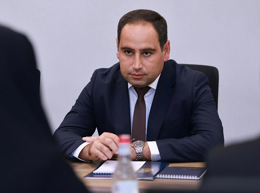 Նախարար Խուդաթյանը շնորհավորել է Գառնիում իրենց թեկնածուի հաղթանակը, որը ընտրություններին մասնակցում էր միայնակ