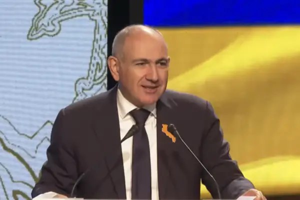 Այսօր էլ հավատացյալ բառի մեջ կա նեգատիվ ընկալում. Փաշինյան