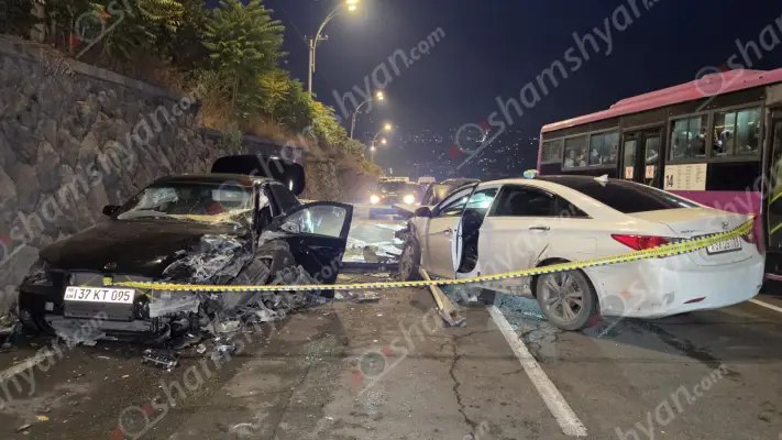 Խոշոր ավտովթար Երևանում․ վիրավորներ կան