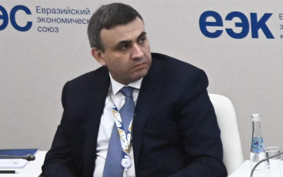 ԵԱՏՄ-ում հայ նախարարին կոռուպցիոն գործարքների մեջ են մեղադրում․ «Известия»