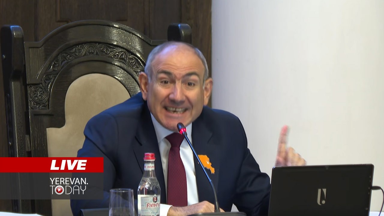 ԱՅՍ ՊԱՀԻՆ | ՈւՂԻՂ | 42 հարց՝ կառավարության, մեծ մասը գումար դուրս գրելու և որոշումներ փոփոխելու մասին է